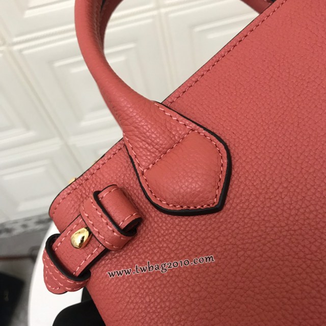 Burberry專門店新款小號蝦粉托特包 巴寶莉粒面小牛皮女士手提肩背包 yxb1016